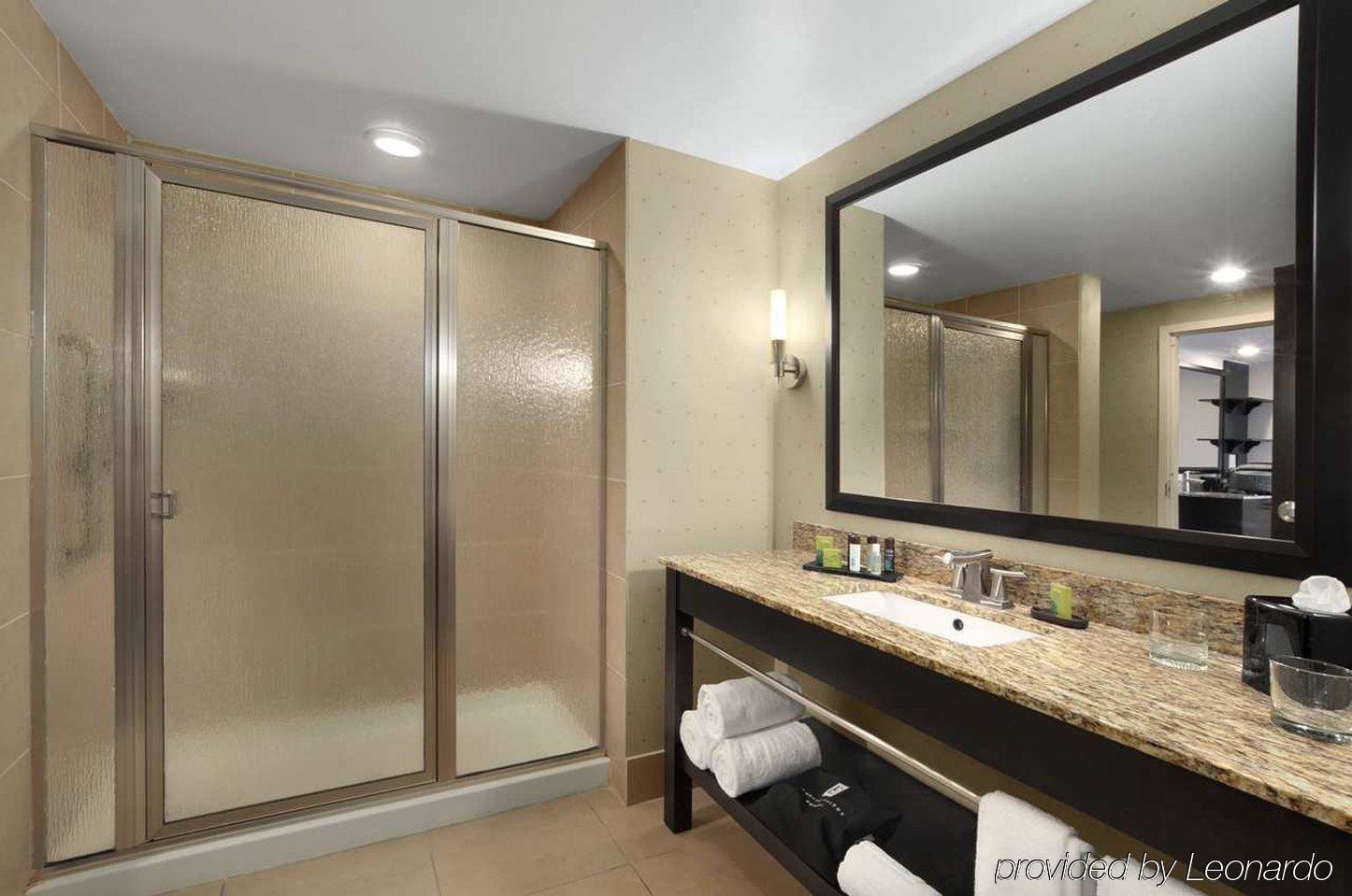 Embassy Suites By Hilton Jackson North Ridgeland Habitación foto